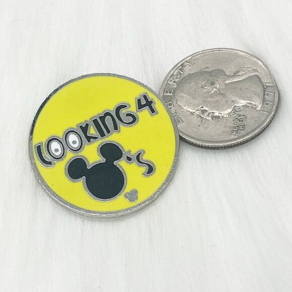 🔮 5/$25 Disney Pin Trading Looking 4 Mickeys Pin‎ - Picture 2 of 2